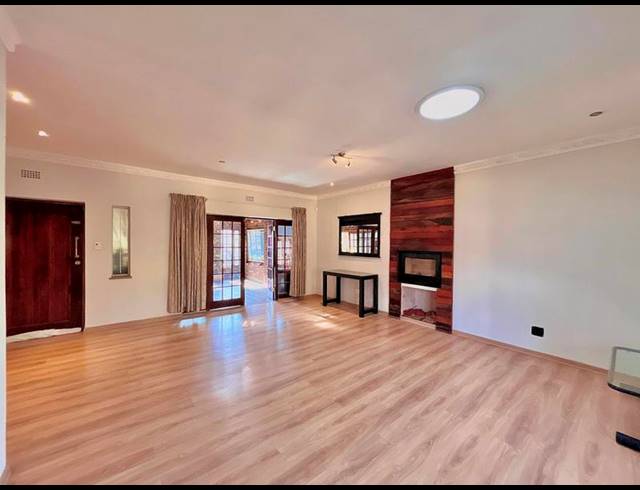 3 BEDROOM HOUSE FOR SALE IN LYNDHURST